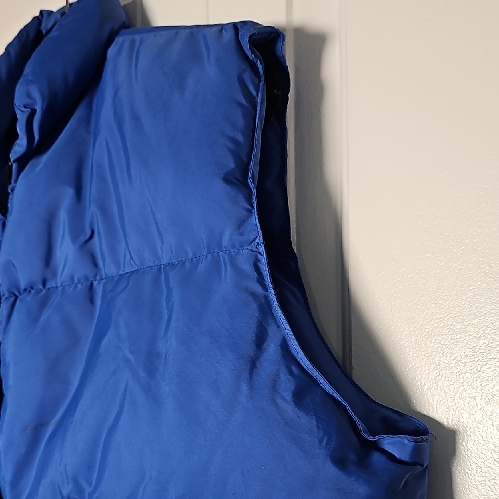REI Men's Vibrant Blue Puffer Vest - Picture 8 of 16